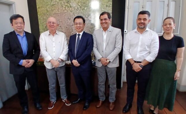 José Ronaldo discute parcerias com a BYD