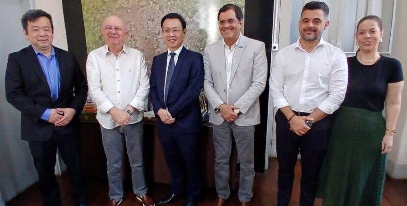 José Ronaldo discute parcerias com a BYD