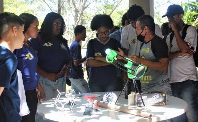 Uefs promove Feira de Graduação para estudantes da educação básica