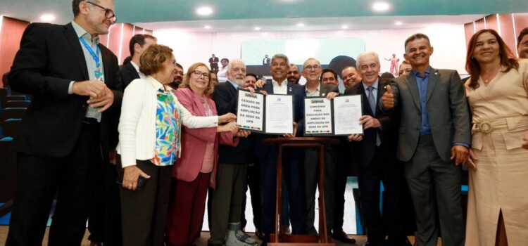 Bahia recebe R$ 365 milhões para saúde em 129 municípios