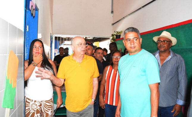 Ampliação de escolas no João Durval Carneiro