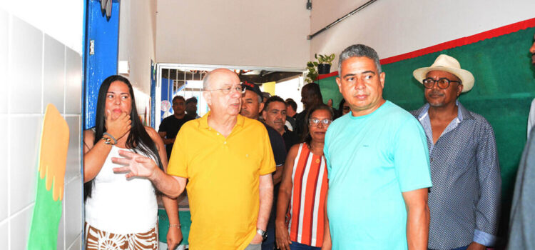 Ampliação de escolas no João Durval Carneiro