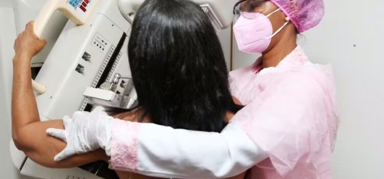Mutirão oferece 300 vagas gratuitas de mamografia e testes de PSA em Salvador