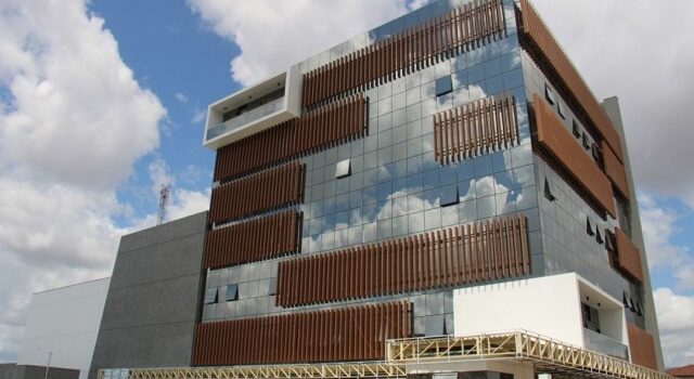 Seduc estabelece prazo para solicitar remoção de servidores das escolas