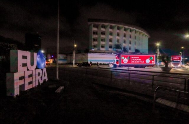 A magia do Natal chega à Feira de Santana com a Caravana Iluminada da Solar Coca-Cola