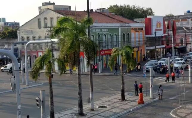 Comércio de Feira de Santana terá horário especial para a Black Friday; confira esquema