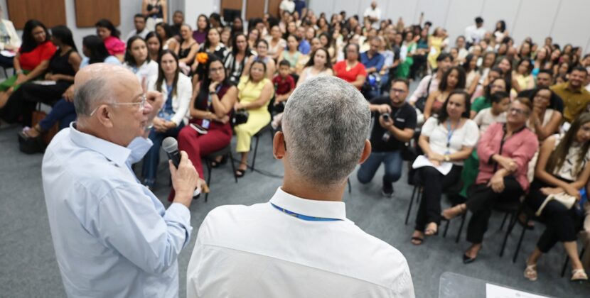 Prefeitura pagará 1/3 de férias aos professores ainda este ano