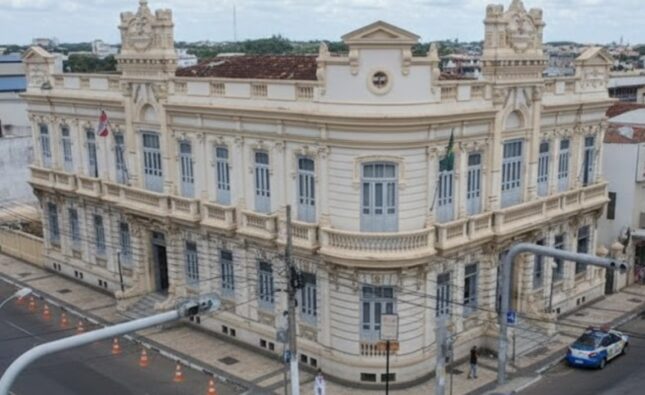 Órgãos da Prefeitura fecharão nesta quarta-feira (31)