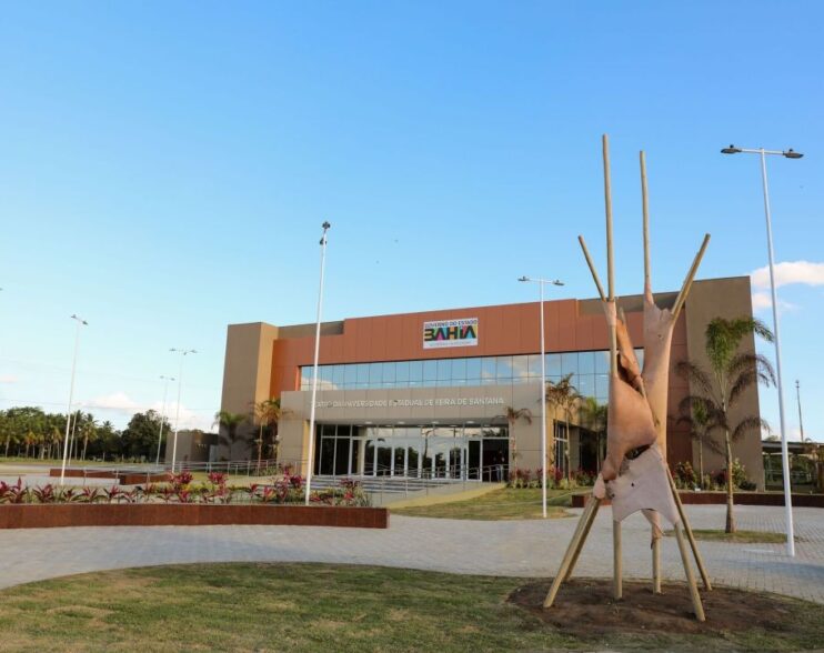 Uefs inaugura Teatro nesta quarta-feira (10)