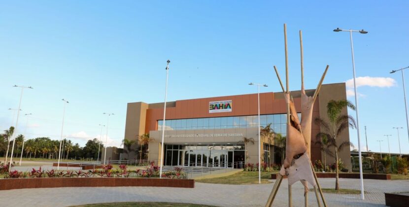 Uefs inaugura Teatro nesta quarta-feira (10)