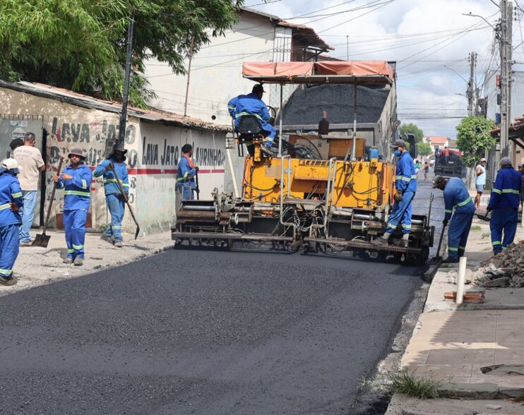 Prefeitura de Feira inicia 2026 intensificando manutenção de ruas e estradas