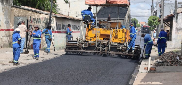 Prefeitura de Feira inicia 2026 intensificando manutenção de ruas e estradas