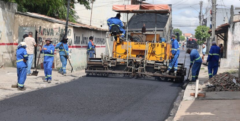 Prefeitura de Feira inicia 2026 intensificando manutenção de ruas e estradas