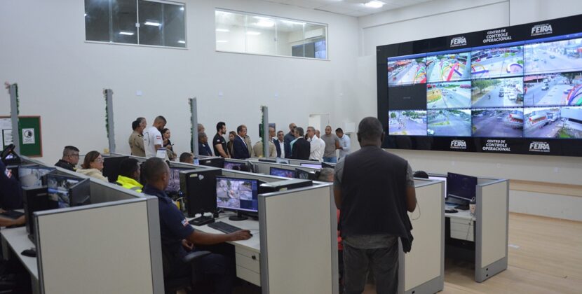 CCO registra mais de 900 atendimentos em 2025 e Fala Feira 156 ultrapassa 29 mil solicitações