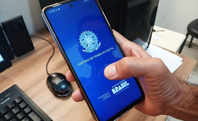 Feira de Santana amplia contratações de mulheres e tem saldo positivo de 6,2 mil empregos formais em 2025