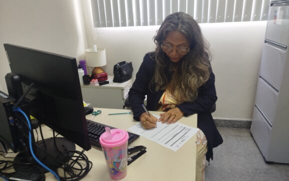 Sala Lilás realiza mais de 11 atendimentos diários e fortalece rede de proteção às mulheres em Feira