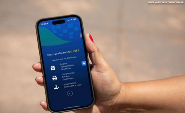 Governo inicia pagamento de R$ 3,9 bilhões a trabalhadores com saldo retido no saque-aniversário