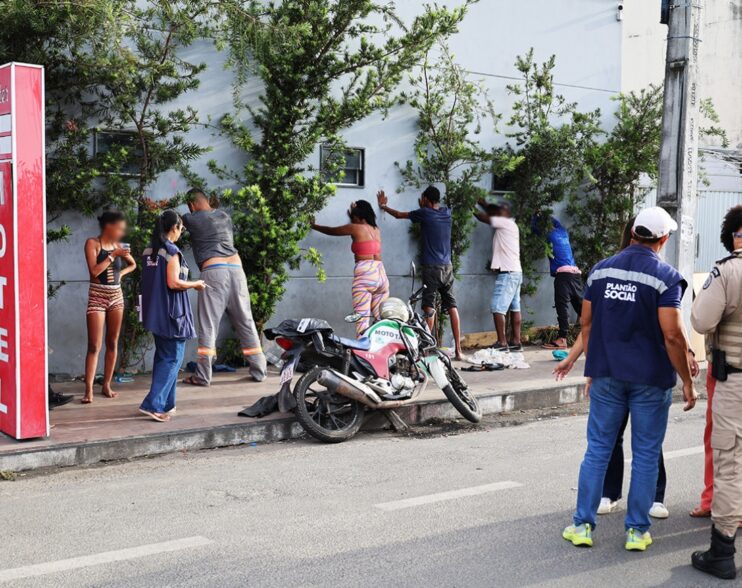 Operação integrada reforça fiscalização no entorno da rodoviária de Feira de Santana