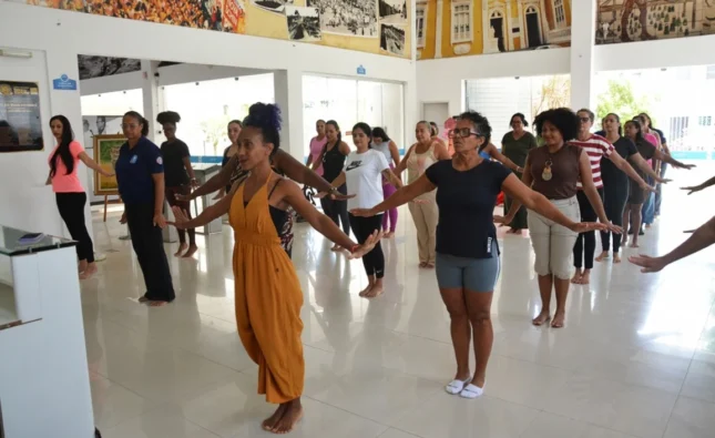Parque do Saber promove workshop de autocuidado para policiais mulheres