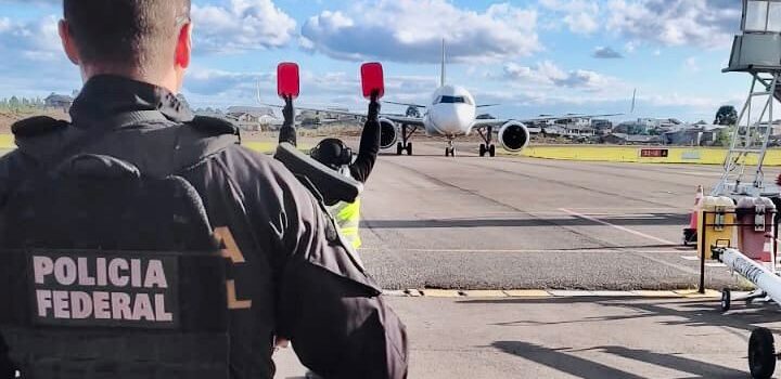 PF apreende 107 kg de drogas e prende 12 pessoas no Aeroporto de Guarulhos