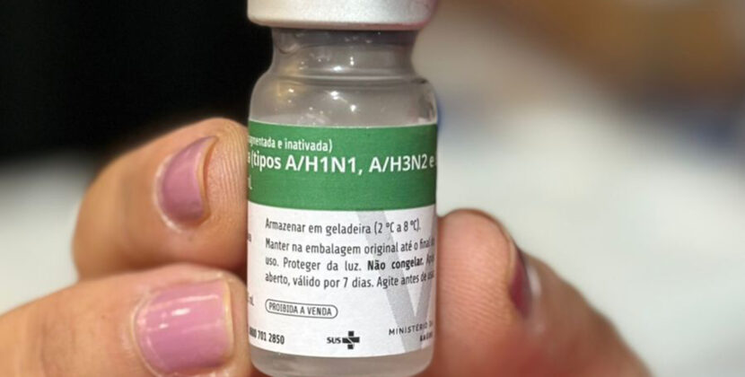 Saúde aplica 873 doses da vacina contra a gripe durante ação no Shopping Avenida