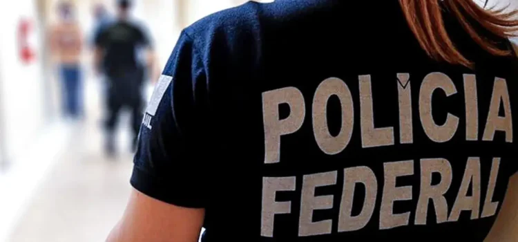 PF apreende celulares para coibir violência infantojuvenil na internet