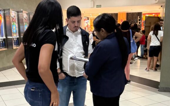 Cinema é notificado após denúncia realizada via aplicativo Procon Feira