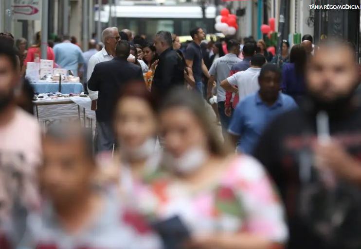 Conselho aprova distribuição de R$ 13 bilhões do FGTS para 138,2 milhões de pessoas