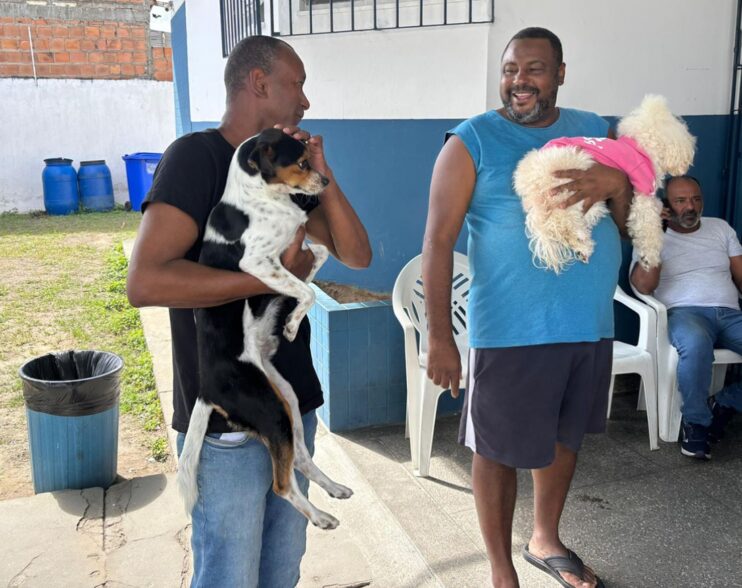 Feira de Santana promove mais um sábado de vacinação contra a raiva em cães e gatos