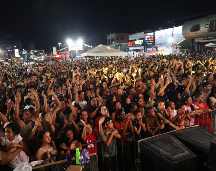 Fé e louvor marcam encerramento da 31ª Marcha para Jesus em Feira de Santana