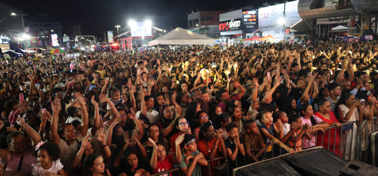 Fé e louvor marcam encerramento da 31ª Marcha para Jesus em Feira de Santana