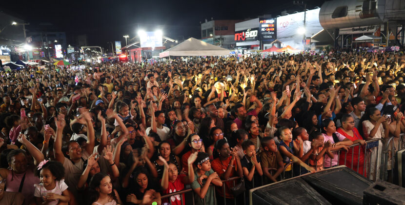 Fé e louvor marcam encerramento da 31ª Marcha para Jesus em Feira de Santana