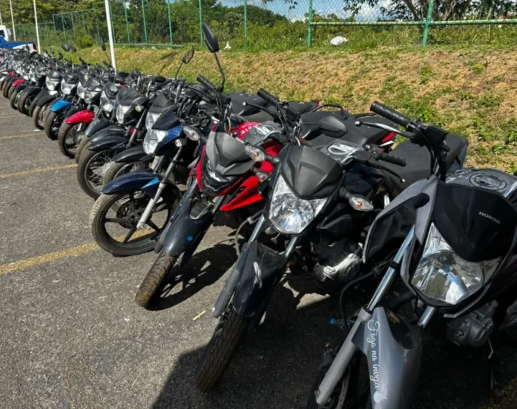 Operação Ressonância recupera veículos roubados e adulterados e inicia devolução aos proprietários em Feira de Santana
