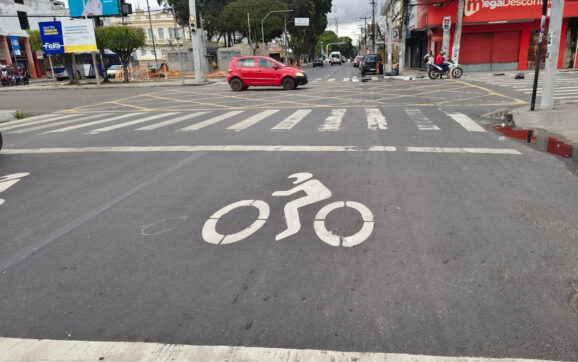 SMT avança com a implantação de áreas de espera exclusivas para motocicletas e reforça segurança no trânsito de Feira