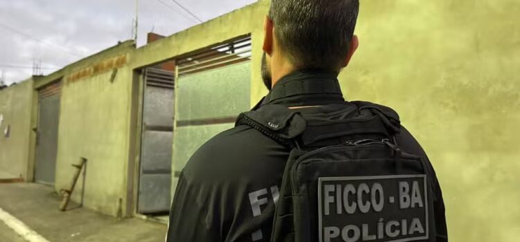 Operação Eirene II prende 21 pessoas na Bahia e bloqueia R$ 12 milhões em bens e ativos