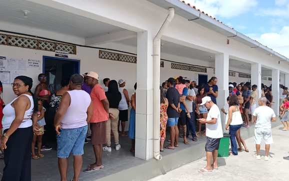 Coordenador da Zona 156 explica substituição de urnas e andamento das eleições em Feira